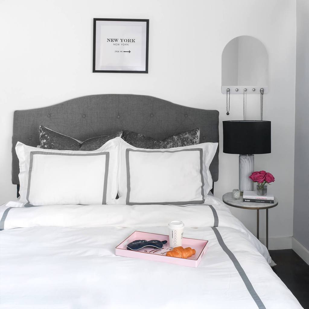 chic-grey-white-bedroom