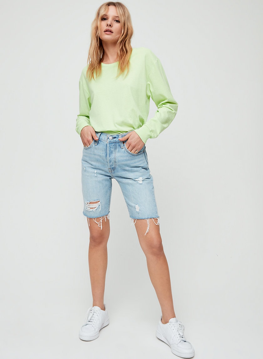 The Fashion Girl S Guide To Denim Bermuda Shorts College Fashion