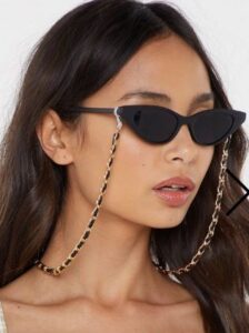15 Sunglasses Chains for the Cutest Summer Selfies - College Fashion