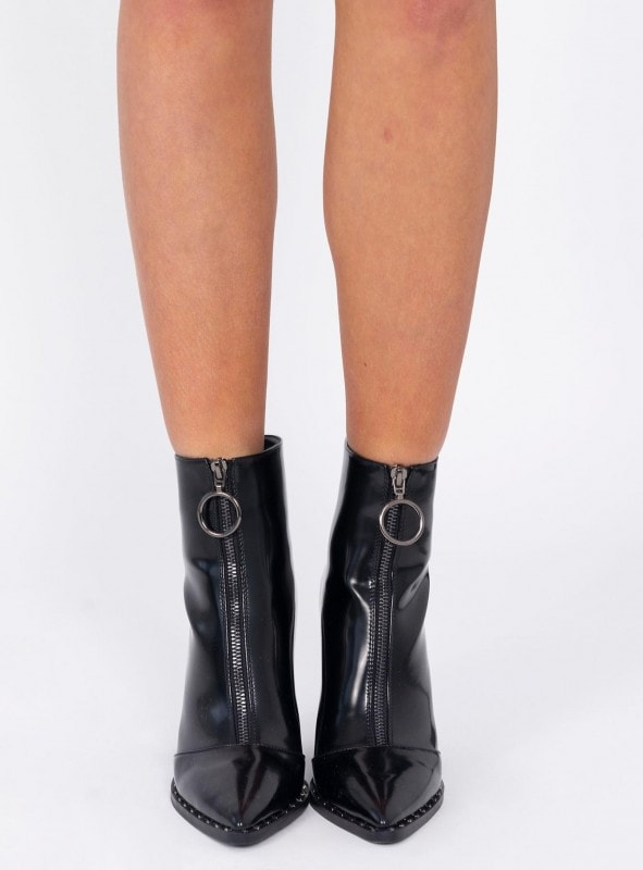 scorpio boot from princess polly, zip up and o-ring