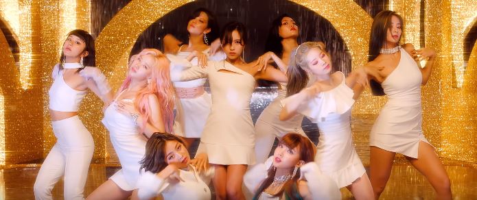 Twice Feel Special Outfits 5 Looks From The Music Video College Fashion