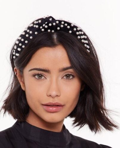 Gift ideas for gemini - pearl knot headband from Nasty Gal
