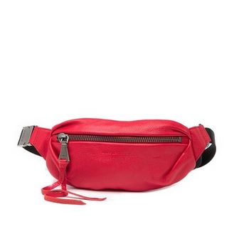 2010s fashion: Fanny pack