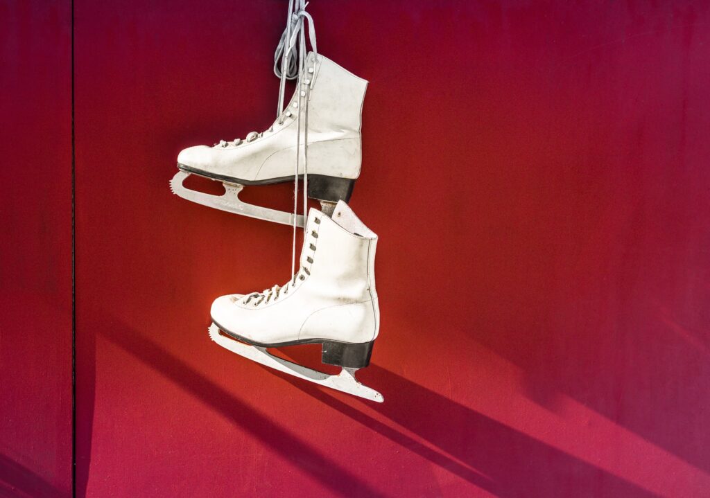 hanging skates