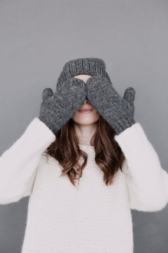 5 functional Winter accessories which will keep you stylish even in the bitter cold.