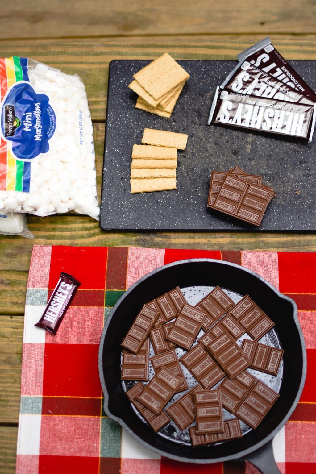 at home date ideass'mores layout on tablesource: andreadavis from Pexels