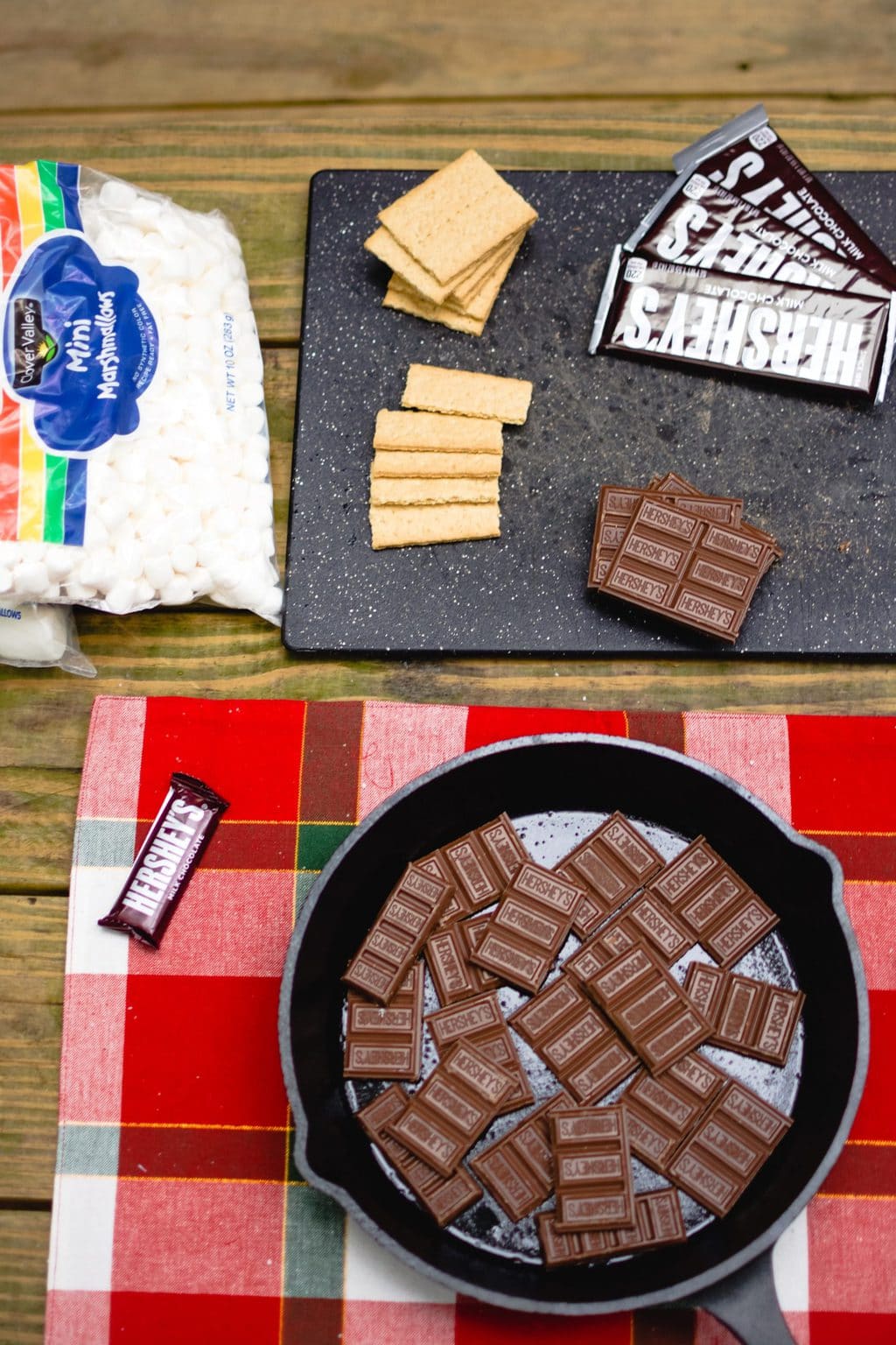 at home date ideass'mores layout on tablesource: andreadavis from Pexels