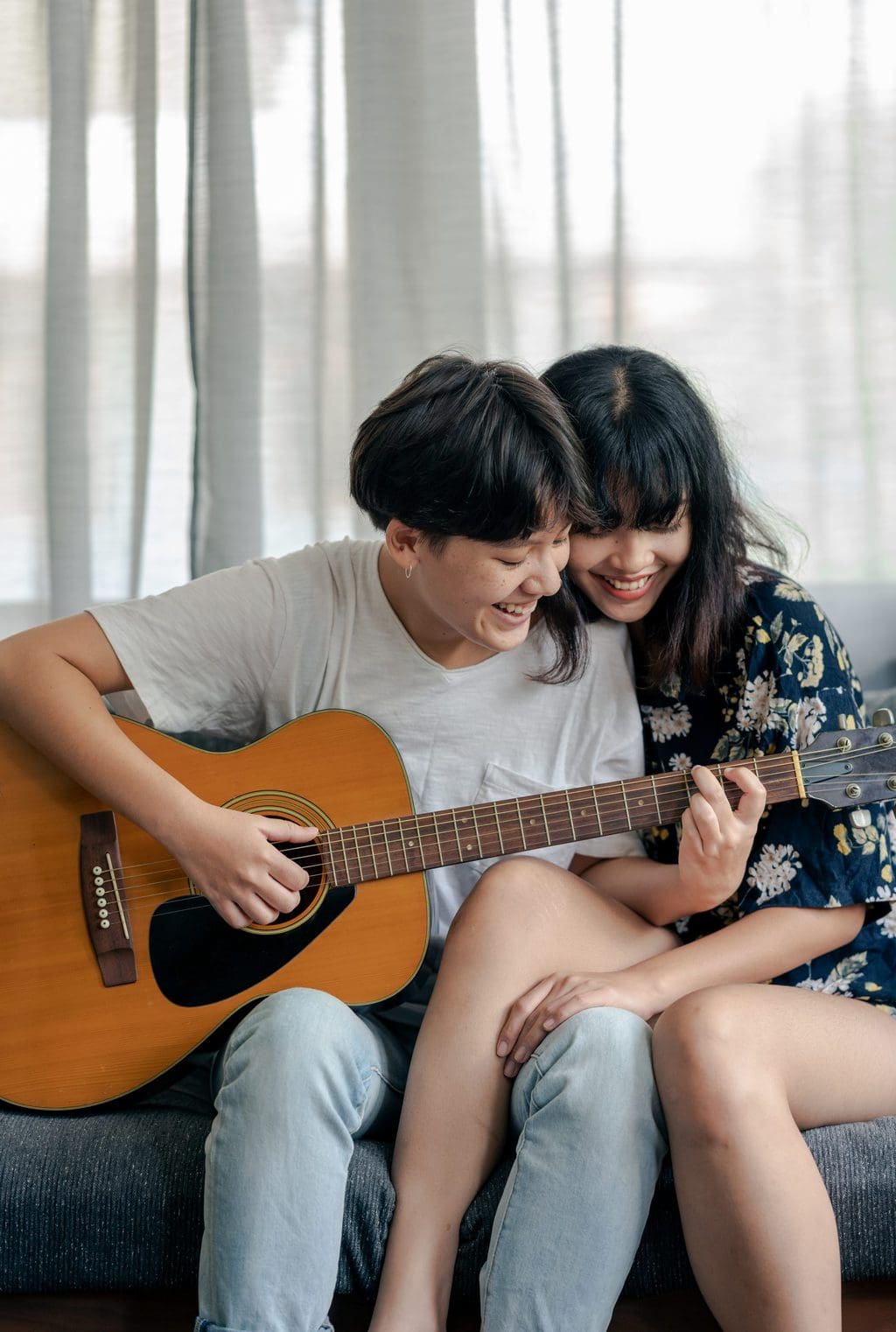 at home date ideascouple playing guitar together source: Pexels