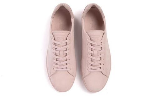 Earth tone fashion guide: Pale pink shoes