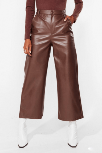 Fall 2020 trends: Faux leather cropped pants in chocolate brown