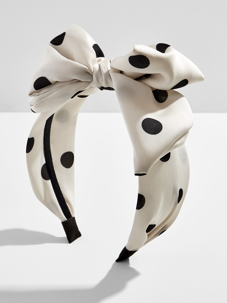 Halloween Costume Accessories Will Make Your Costume This Year