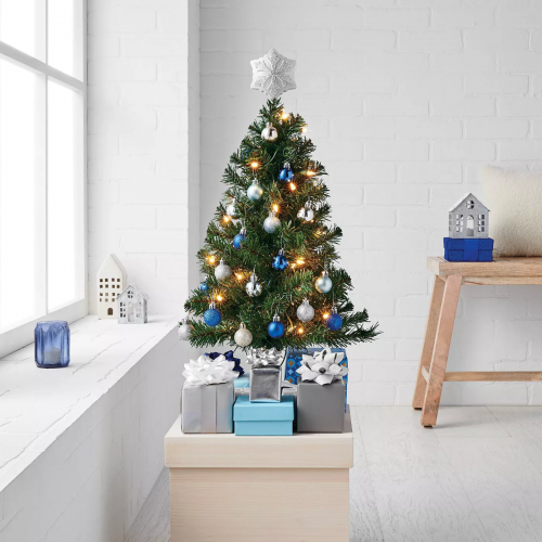 Dorm christmas decorations - Prelit Christmas tree for dorm rooms