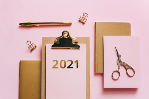 2021 clipboard and notebooks, by Olya Kobruseva from Pexels