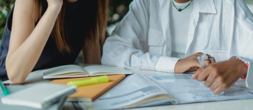 College organization tips, photo of friends studying, by Zen Chung from Pexels.