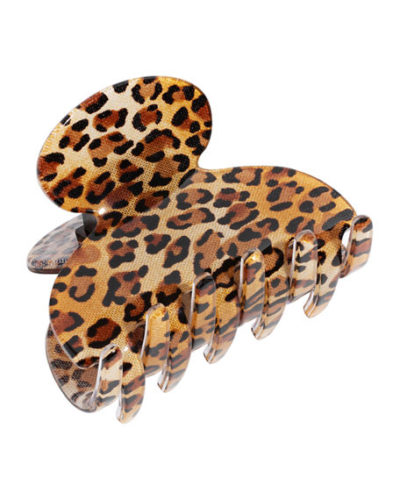 Animal print hair claw. 