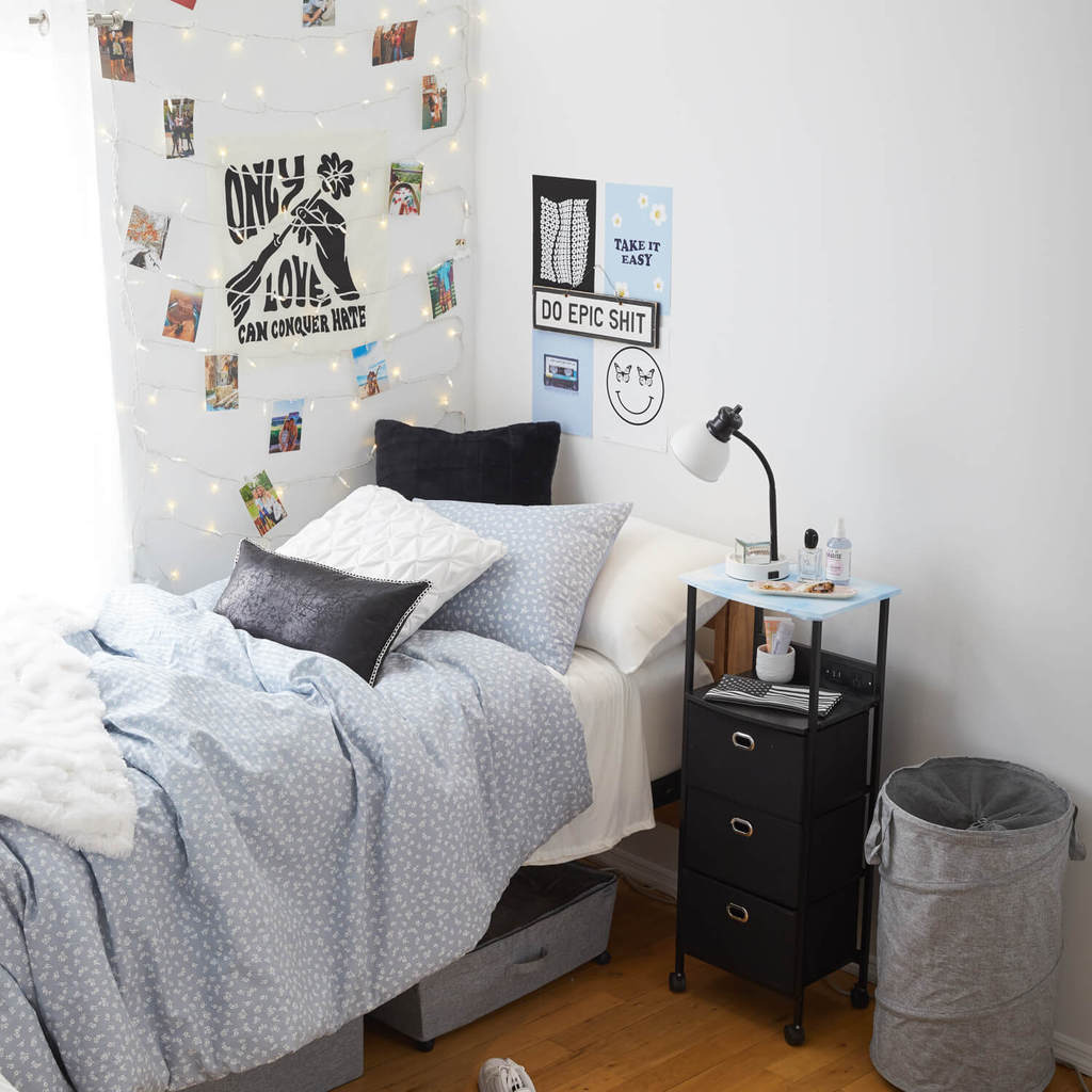 How to Choose a Dorm Color Scheme (Plus 15+ Examples!)