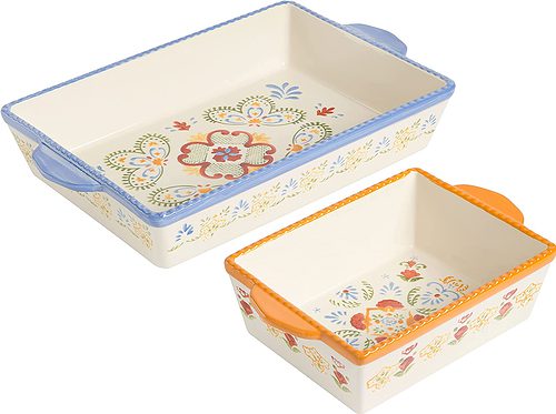 https://www.collegefashion.net/wp-content/uploads/2021/10/Hand-Painted-Tierra-Mix-and-Match-Bakeware-Set-500x373.jpg