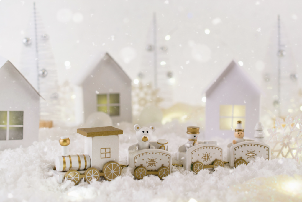 White snow toy scene - christmas party ideas