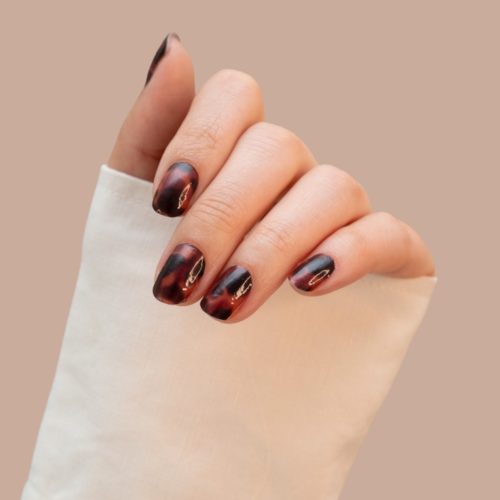 Tortoiseshell nails for fall