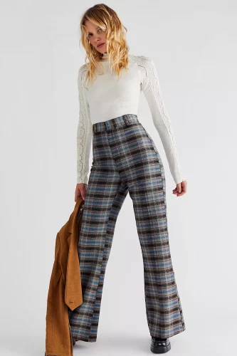Plaid Jules Pants - cozy thanksgiving outfits