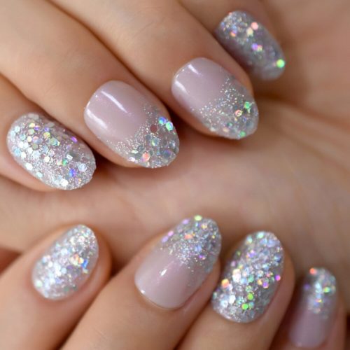 Short glitter nails