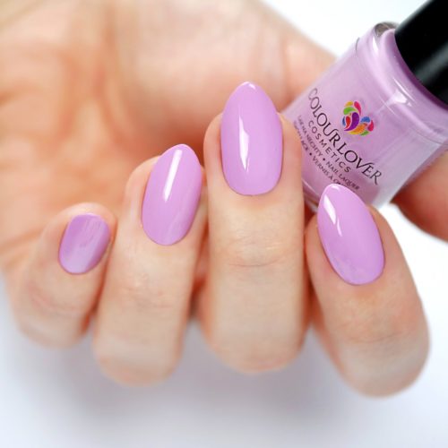 Lilac creme nail polish from Etsy on oval shaped nails