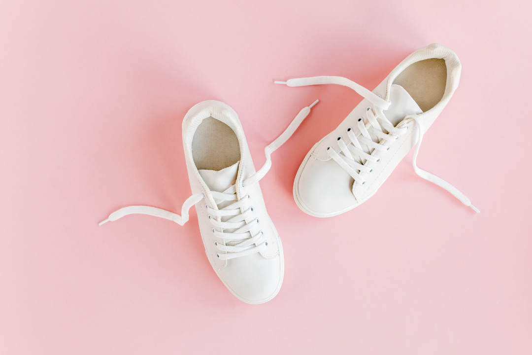 How To Clean White Sneakers: A Comprehensive Guide