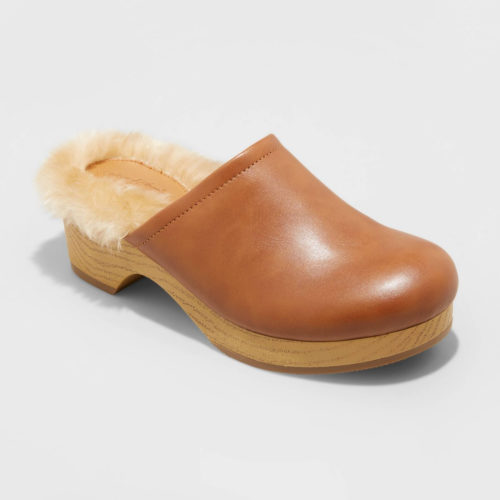 Faux Fur Clogs with wood 