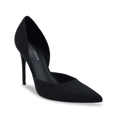 Black pointed toe pumps from DSW - graduation shoes