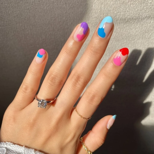 Colorful abstract short nails