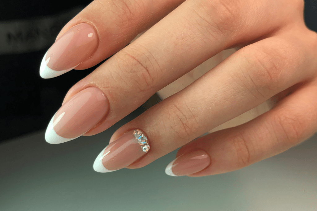 French Tip Nail Design for Short Nails - wide 2