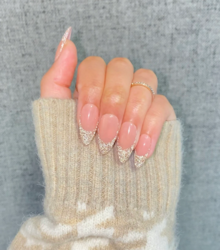Glitter tip french manicure