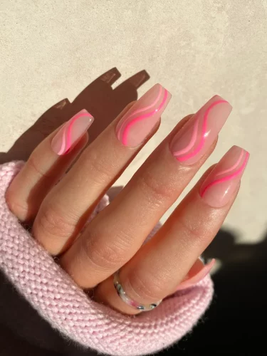Pink swirl custom press on nails