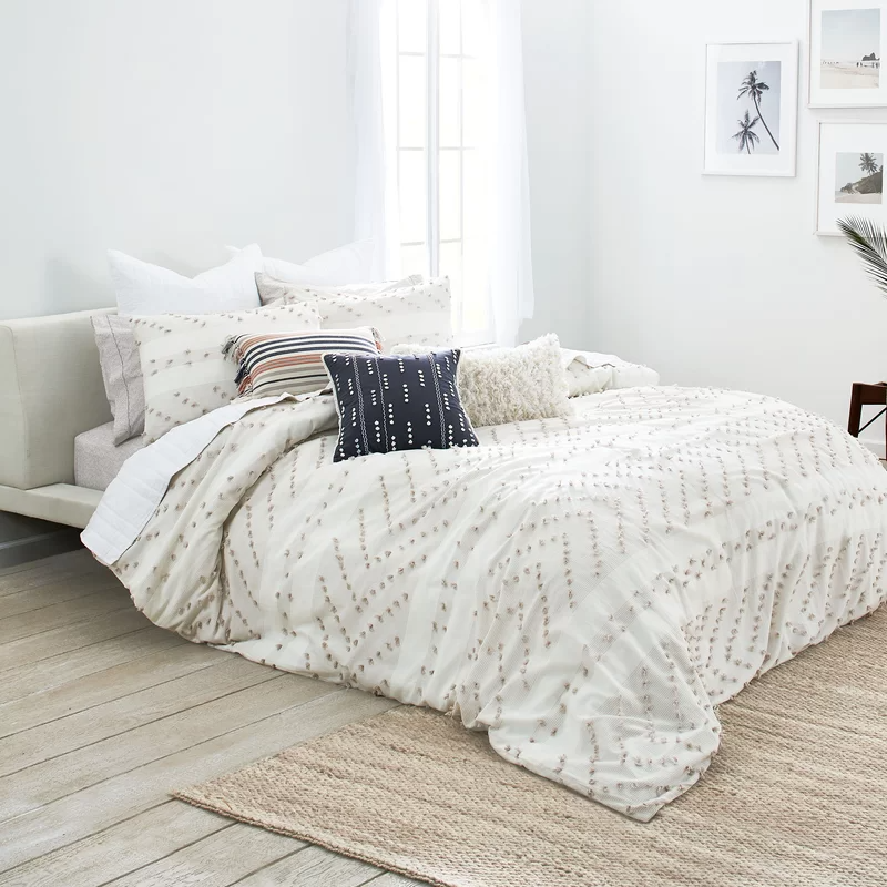 Where to buy dorm bedding: Allmodern example bedding set