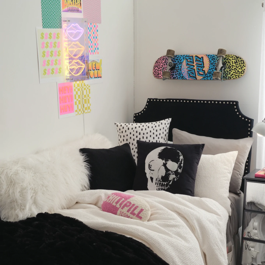Cute dorm room pillows from Dormify