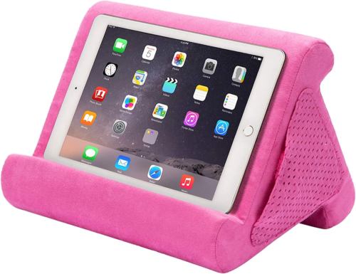 Pink triangular pillow for tablet