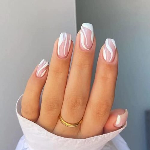 57 Cute Winter Nails Designs + Art Ideas for the 2023-2024 Season