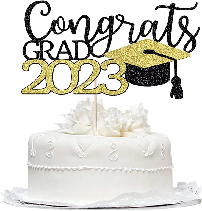 Graduation cake that reads Congrats Grad 2023 on top