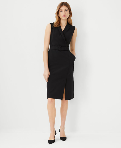 Simple business professional outfit: Black dress and black pumps