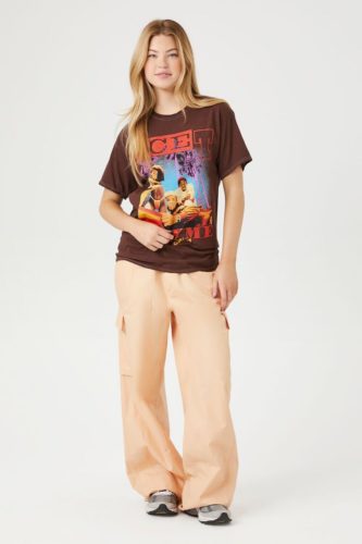 Graphic tee with cargo pants photo from Forever 21