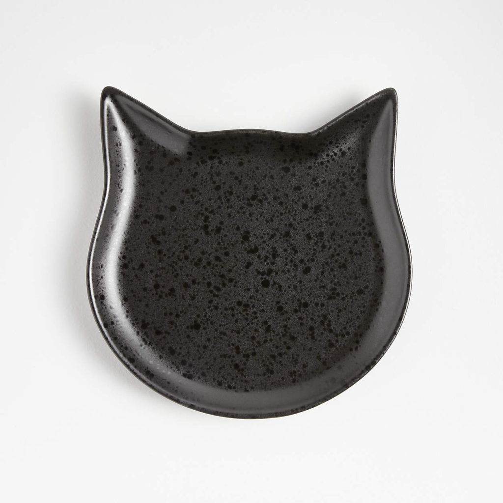 Black cat plate from crate & barrel