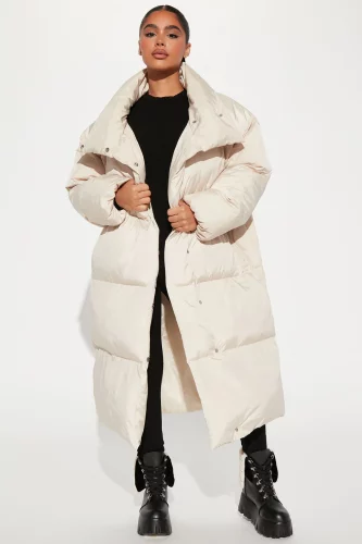 Long puffer jacket from Fashionnova