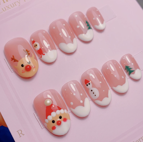 Santa nails from Etsy