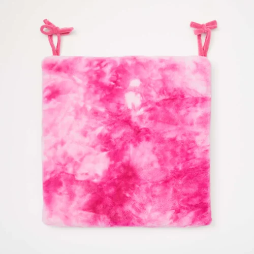 Faux fur seat cushion from Dormify