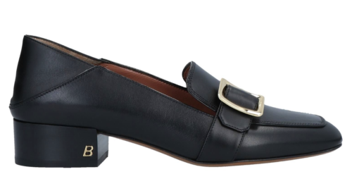 Classic Bally loafers in black with gold detailing