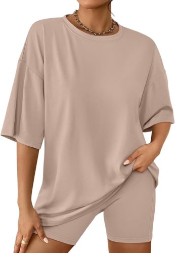 Oversized t-shirt set from Amazon