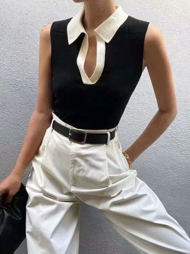 Contrast collar vest from Commense
