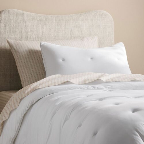 White cooling comforter in Twin XL from dormify