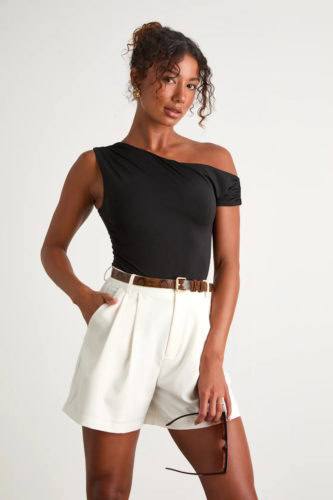 lulus pleated shorts